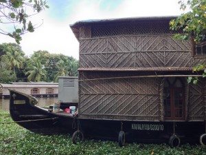Nice Looking Houseboat Free Photo 1